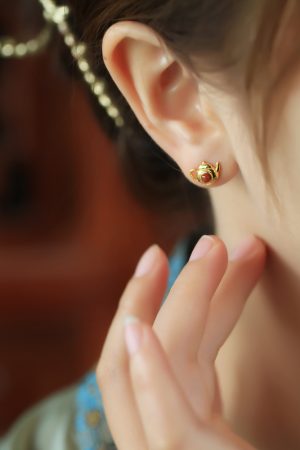 Red Agate Pure Silver Teapot Ear Studs for Women, Chinese Style Light Luxury Birth Year Earrings, Natural South Red Agate Jewelry
