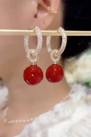 Red Ankara Micro-Inlaid Ear Clips - Light Luxury High-End Versatile Earrings, Trendy Fashion Accessories for Any Occasion