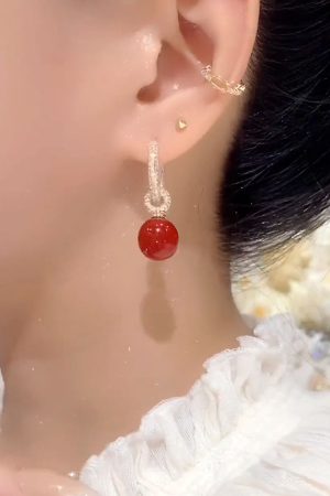 Red Ankara Micro-Inlaid Ear Clips - Light Luxury High-End Versatile Earrings, Trendy Fashion Accessories for Any Occasion