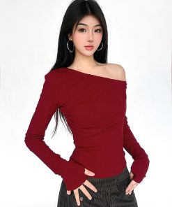 Red Asymmetrical Shoulder Pleated Long Sleeve T-Shirt - Slim Fit Waist-Defined Spring Top for 2025 Y2K Inspired Style