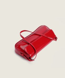 Red Baguette Underarm Bag - 2025 Spring/Summer Retro Flap Shoulder Bag for Commuting and Everyday Fashion