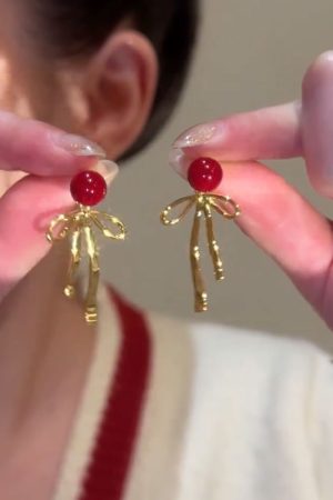 Red Bow Pearl Stud Drop Earrings - Elegant Light Luxury High-End Fashionable Accessories for Versatile Style