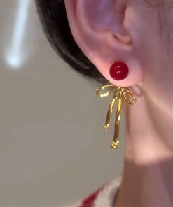 Red Bow Pearl Stud Drop Earrings - Elegant Light Luxury High-End Fashionable Accessories for Versatile Style