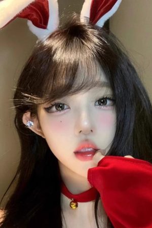 Red Bunny Ear Headband for Women - Sexy Autumn Winter Christmas Hair Accessory for New Year Performance and Costumes