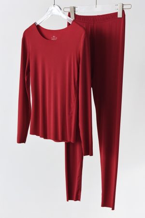 Red Fitted Seamless Autumn Top and Bottom Set - Temperature-Regulating Skin-Friendly Lenzing Modal for Good Luck and Zodiac Style