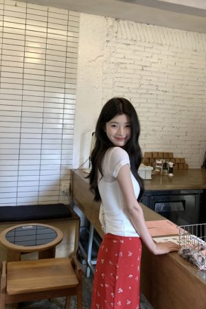 Red Floral Print Mermaid Long Skirt, Korean Style Vacation Fashion, Summer 2025 Women's Trendy Wear
