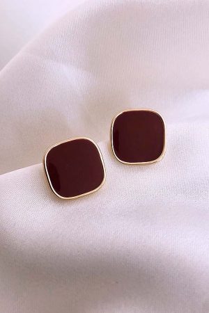 Red Minimalist Stud Earrings for Women, High-End Pure Silver, Versatile Niche Design, Cool Style 2025