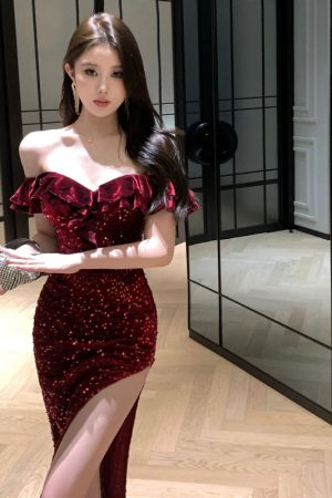 Red One-Shoulder Evening Gown for Women, Sequined Light Luxury French Style Banquet Dress, Elegant High-End Fashion