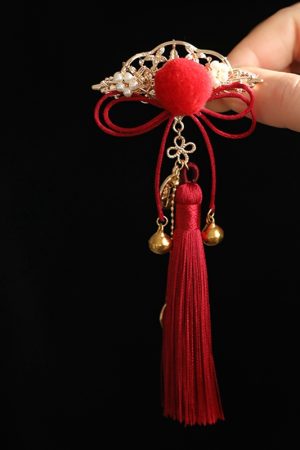 Red Tassel Bell Hair Clips for Kids - Festive Ancient Style Hanfu Side Accessories for Girls' New Year Celebrations