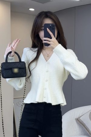 Red V-Neck Fishtail Sweater with Pearl Buttons - Women's Knitted Top for Spring and Autumn, Trendy Waist-Cinching Style