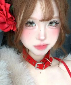 Red Velvet Choker Necklace for Y2K Style | Minimalist Collarbone Chain Accessory for Cool Girls and New Year Fashion