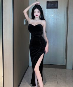 Red Velvet Strapless Evening Gown - Sexy Low-Cut Deep V-Neck Long Dress for Women's Night Out