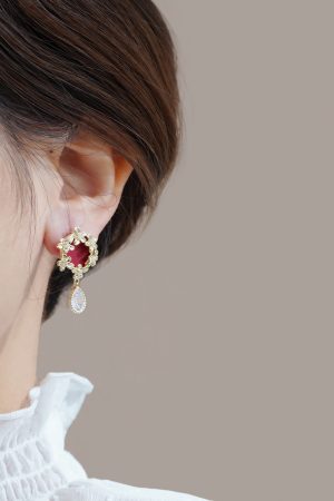 Red Vintage Hepburn-Style Ear Studs, Unique Golden Flower Earrings, Retro Water Drop Accessories, Fairy-Inspired Jewelry