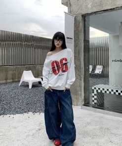 Relaxed Off-Shoulder Sweatshirt for Women - American Street Style, Loose Fit, Trendy Spicy Girl Top, Casual and Chic Fashion