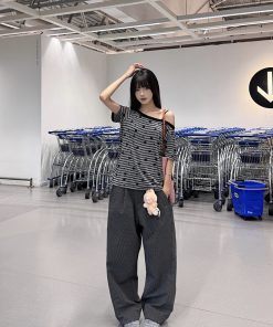 Relaxed Pleated Checkered Casual Pants for Women - Vintage American Style Long Pants with Draping Effect, Summer 90s Fashion