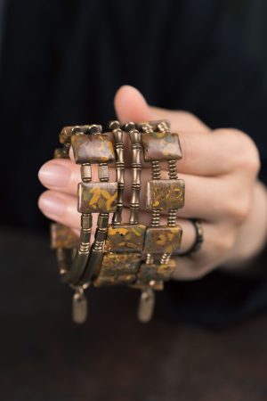 Retro Agate Candy Stone Bracelet for Men and Women - Trendy Versatile Accessory with Unique Personality Niche Design