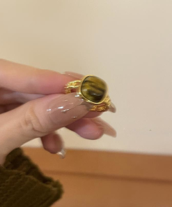 Retro Amber Faux Natural Stone Open Ring for Women - 2025 Niche Design Jewelry, Unique Fashion Statement Accessory