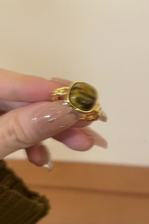 Retro Amber Faux Natural Stone Open Ring for Women - 2025 Niche Design Jewelry, Unique Fashion Statement Accessory