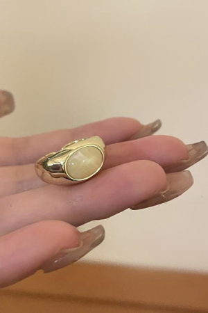 Retro Amber Faux Natural Stone Open Ring for Women - 2025 Niche Design Jewelry, Unique Fashion Statement Accessory