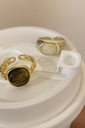Retro Amber Faux Natural Stone Open Ring for Women - 2025 Niche Design Jewelry, Unique Fashion Statement Accessory