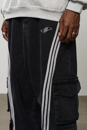Retro American Street Wide-Leg Jeans with Pocket - Washed Vintage Style for a Trendy 90s Look