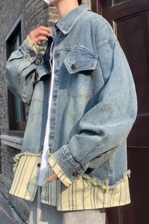 Retro American-Style Striped Splicing Denim Jacket for Men - Korean Lazy Style Two-Piece Look, High-End Fashion Outerwear