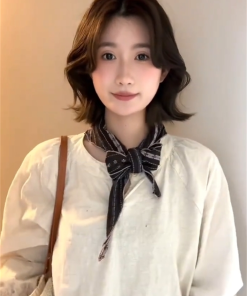 Retro Artistic Cotton Linen Scarf for Women - Versatile Triangular Neck Scarf in Japanese and Korean Style