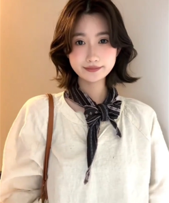 Retro Artistic Cotton Linen Scarf for Women - Versatile Triangular Neck Scarf in Japanese and Korean Style