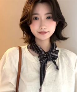 Retro Artistic Cotton Linen Scarf for Women - Versatile Triangular Neck Scarf in Japanese and Korean Style