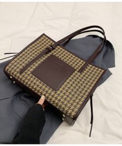 Retro Bird Check Large Capacity Shoulder Bag for Women - French Commuter Underarm Handbag - Summer Fashion 2025