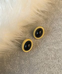 Retro Black Oval Geometric Earrings and Necklace Set for Women - Stylish Matte Gold Collarbone Chain Jewelry