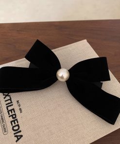 Retro Black Velvet Pearl Bow Hair Clip - Elegant Spring Clip Hairpin for Back of Head, 2025 Style, Vintage-Inspired Accessory