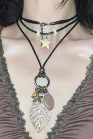 Retro Bohemian Hollow Leaf Pendant Necklace for Women - Versatile Double-Layer Sweater Chain Accessory in Chinese Style