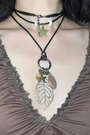 Retro Bohemian Hollow Leaf Pendant Necklace for Women - Versatile Double-Layer Sweater Chain Accessory in Chinese Style