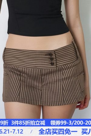 Retro Brown Striped Bodycon Skirt with Three-Button Detail - High Intelligence Long-termism Low-Waist Fashion Skirt