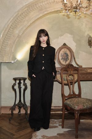 Retro Cargo-Style Drawstring Wide-Leg Pants for Women - Casual Straight-Leg Design with Large Pockets