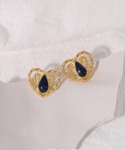 Retro Carved Heart Earrings for Women - Floating Palace Style French Ear Clips and Studs for Spring and Summer Fashion