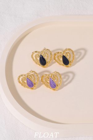 Retro Carved Heart Earrings for Women - Floating Palace Style French Ear Clips and Studs for Spring and Summer Fashion