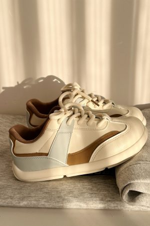 Retro Casual Sneakers for Women - Versatile College Style 2025 Model, Trendy and Comfortable Footwear