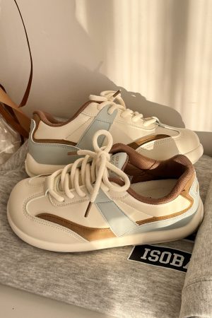 Retro Casual Sneakers for Women - Versatile College Style 2025 Model, Trendy and Comfortable Footwear