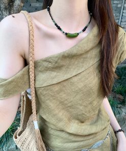 Retro Chinese-Style Dark Green Beaded Necklace for Women, Layered Ethnic Clavicle Chain, Versatile Fashion Accessory