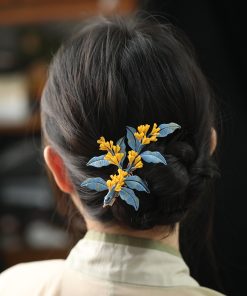 Retro Chinese Style Hair Clip with Osmanthus Design - Elegant Hanfu Accessories for Women, Perfect for Daily Wear and Matching Outfits