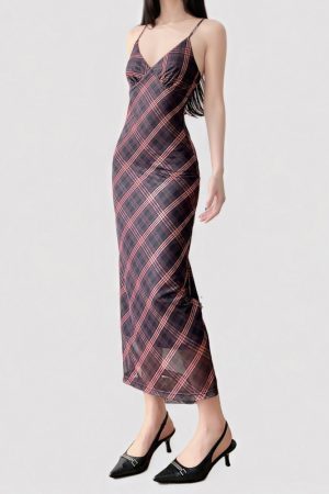 Retro Color Block Plaid V-Neck Backless Mesh Bodycon Dress - Simple Sexy Long Dress for 90s Y2K Fashion Enthusiasts