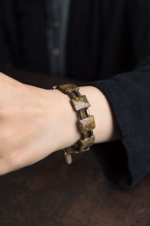 Retro Double-Layer Agate Candy Stone Bracelet for Women and Men - Trendy Versatile Design, Personalized Fashion Accessory