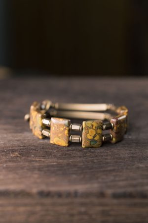 Retro Double-Layer Agate Candy Stone Bracelet for Women and Men - Trendy Versatile Design, Personalized Fashion Accessory