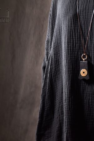 Retro Ebony Wood Coin Pendant Necklace for Men - Minimalist Chinese Style Accessory, Versatile National Trend Jewelry