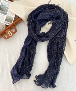 Retro Ethnic Floral Patchwork Scarf for Women - Artistic Warm Neck Shawl for Autumn and Winter Fashion