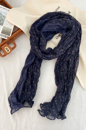 Retro Ethnic Floral Patchwork Scarf for Women - Artistic Warm Neck Shawl for Autumn and Winter Fashion