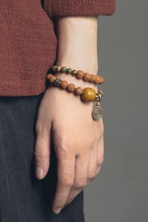 Retro Ethnic Style Bodhi Bracelet for Women and Men - Personalized Versatile Bead Accessory for Trendy Fashion