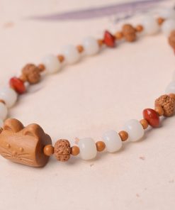 Retro Ethnic Style Lucky Cat Phone Chain with Sandalwood, White Jade, and Bodhi Seed - Unique Boho Accessory